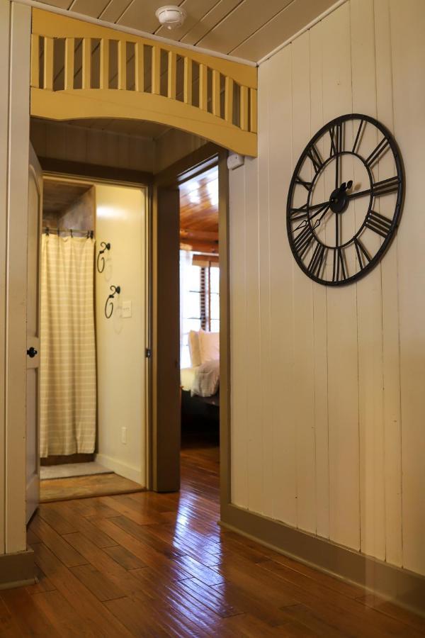 Historic Log Cabin #14 At Horse Creek Resort Rapid City Extérieur photo